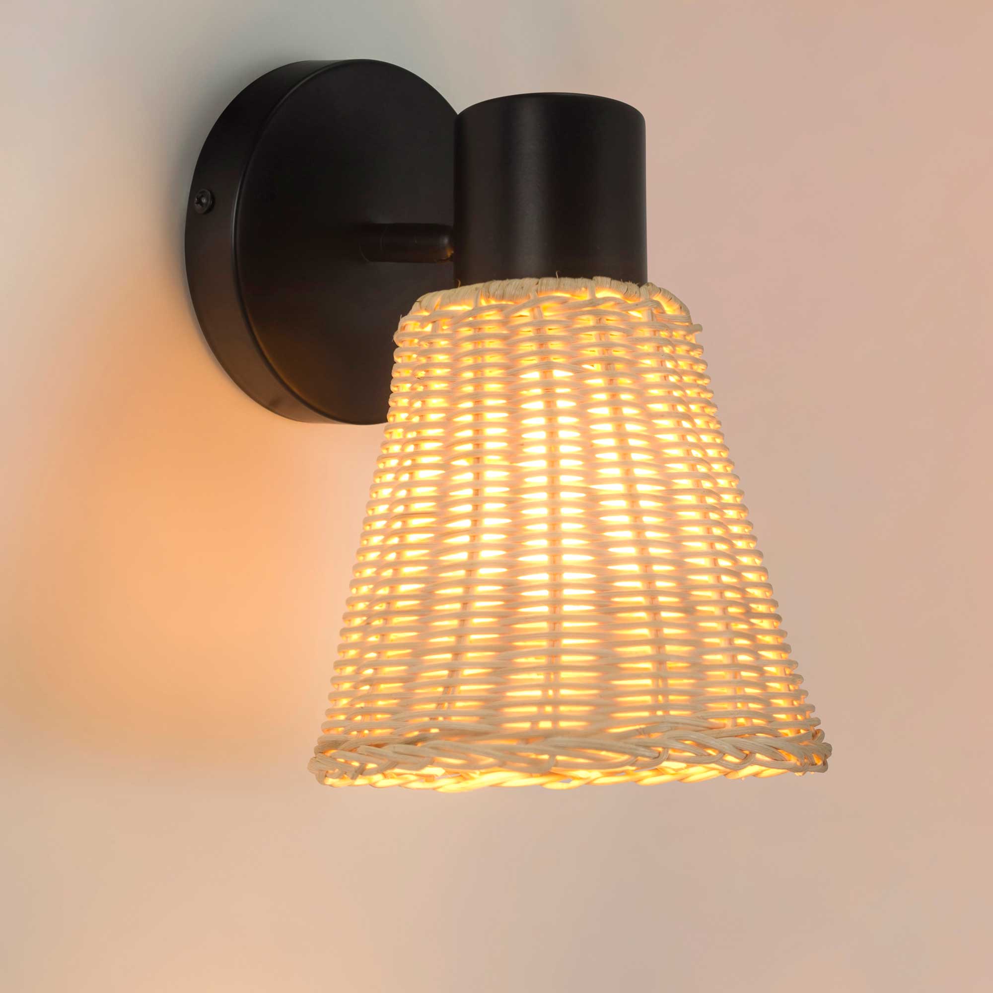 Aplique Nature negro/ratán natural E27 15w | Forlight