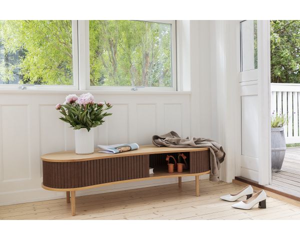 Mueble auxiliar AUDACIOUS TV BENCH ROBLE - UMAGE - Hazelnut