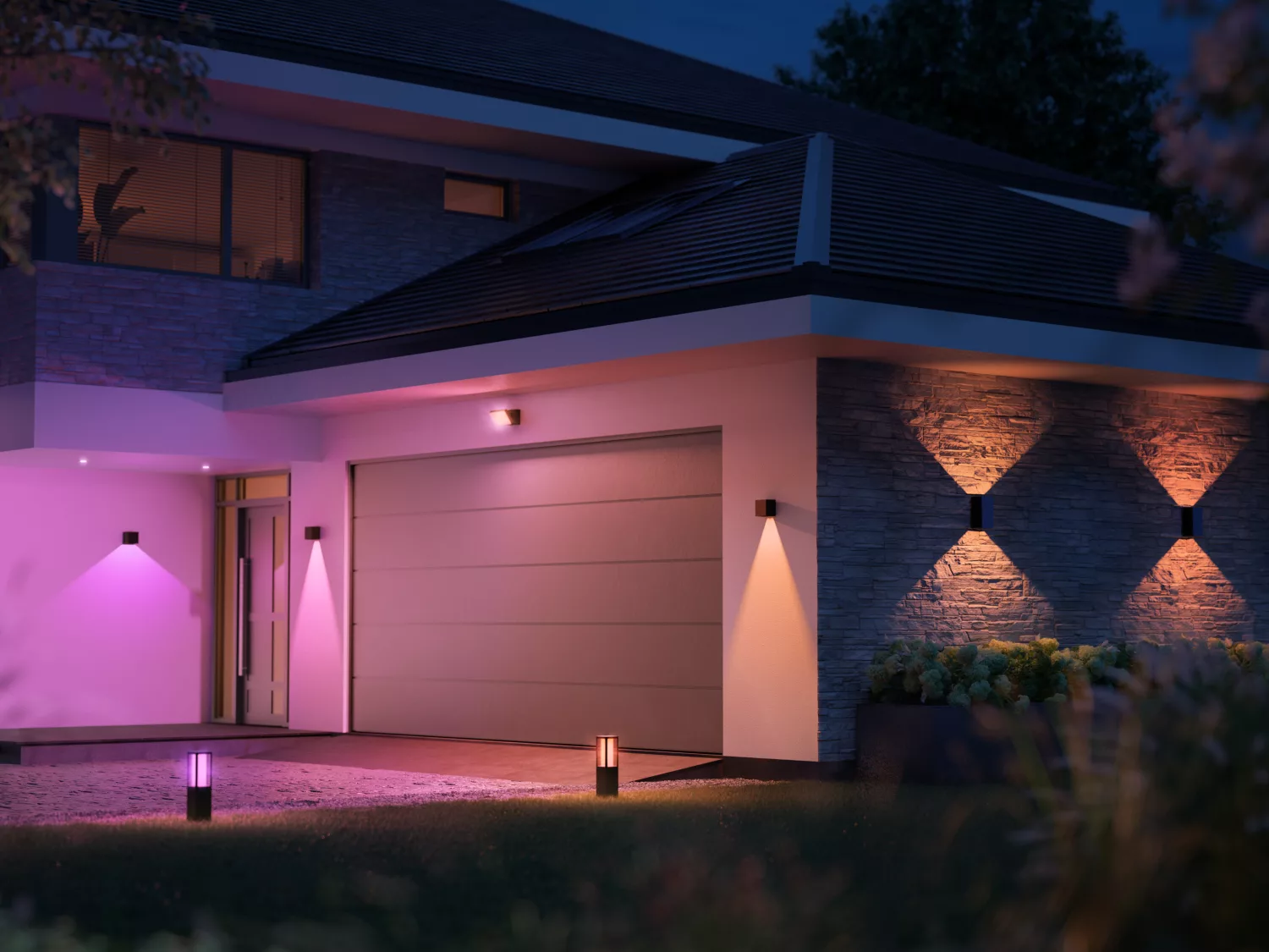 Philips HUE Resonate Downward Aplique Negro White ambiance and Color Zigbee y Bluetooth